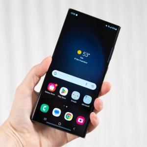 Смартфон Samsung Galaxy S23+ 12/256GB