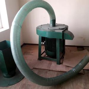 Измельчитель / дробилка кормов 2 т/ч