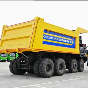 карьерный самосвал 100-тонный