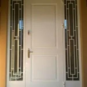 Дверь со стеклянными вставками Арт. 006