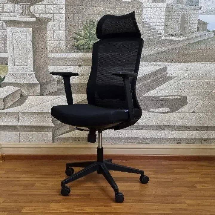 Universal ofis kreslosi