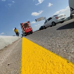 Краска для разметки дорог Swarkomark желтая