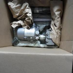 "HyperFlow-3Pm" oqim kompyuteri bilan o'rnatilgan sensor.