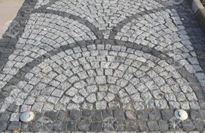 Ezilgan granit