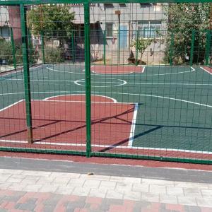 Резиновое покрытие для баскетбольной площадки