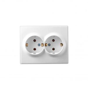 Розетка двойная С/З