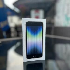Смартфон Apple iPhone SE