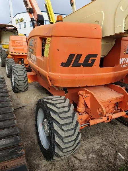 JLG 800 AJ dizel bo'g'imli ko'targich