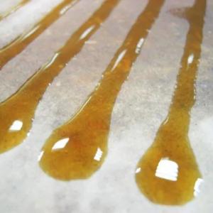 Sandviç panellar uchun poliuretan yopishtiruvchi