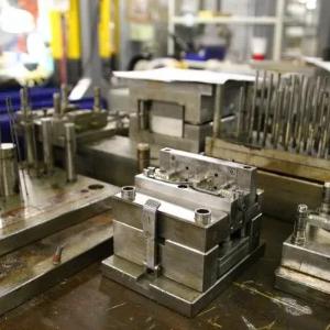 Мелкие и средние пресс-формы