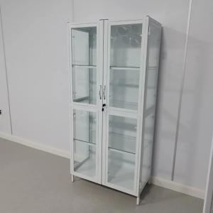 Шкаф металлический для хранения лекарств