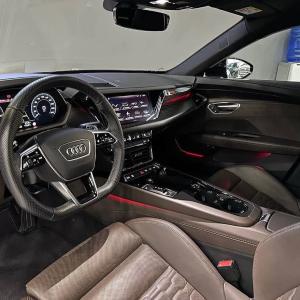 Электромобиль Audi e-tron GT 500km 2022