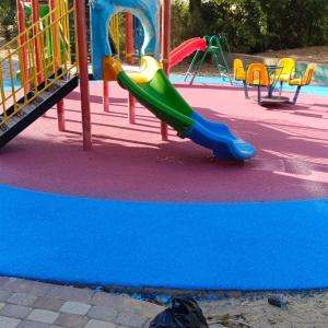 O'yin maydonchalari uchun kauchuk qoplama