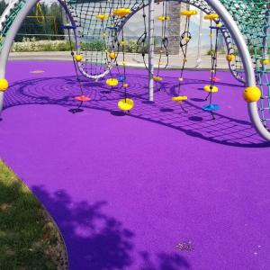 Резиновое покрытие для детских площадок