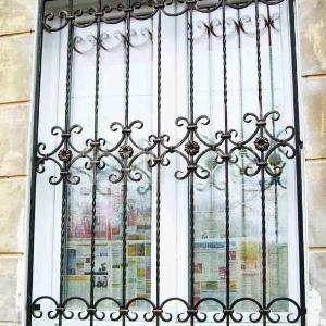 Derazalardagi temir panjaralar
