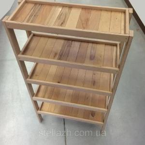 Деревянные стеллажи