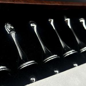 Шахматы с металлическими фигурами CHESS