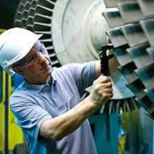 Гарантийное и пост-гарантийное обслуживание оборудования