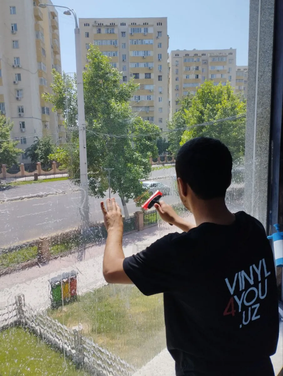 Energiyani tejovchi atermal plyonka