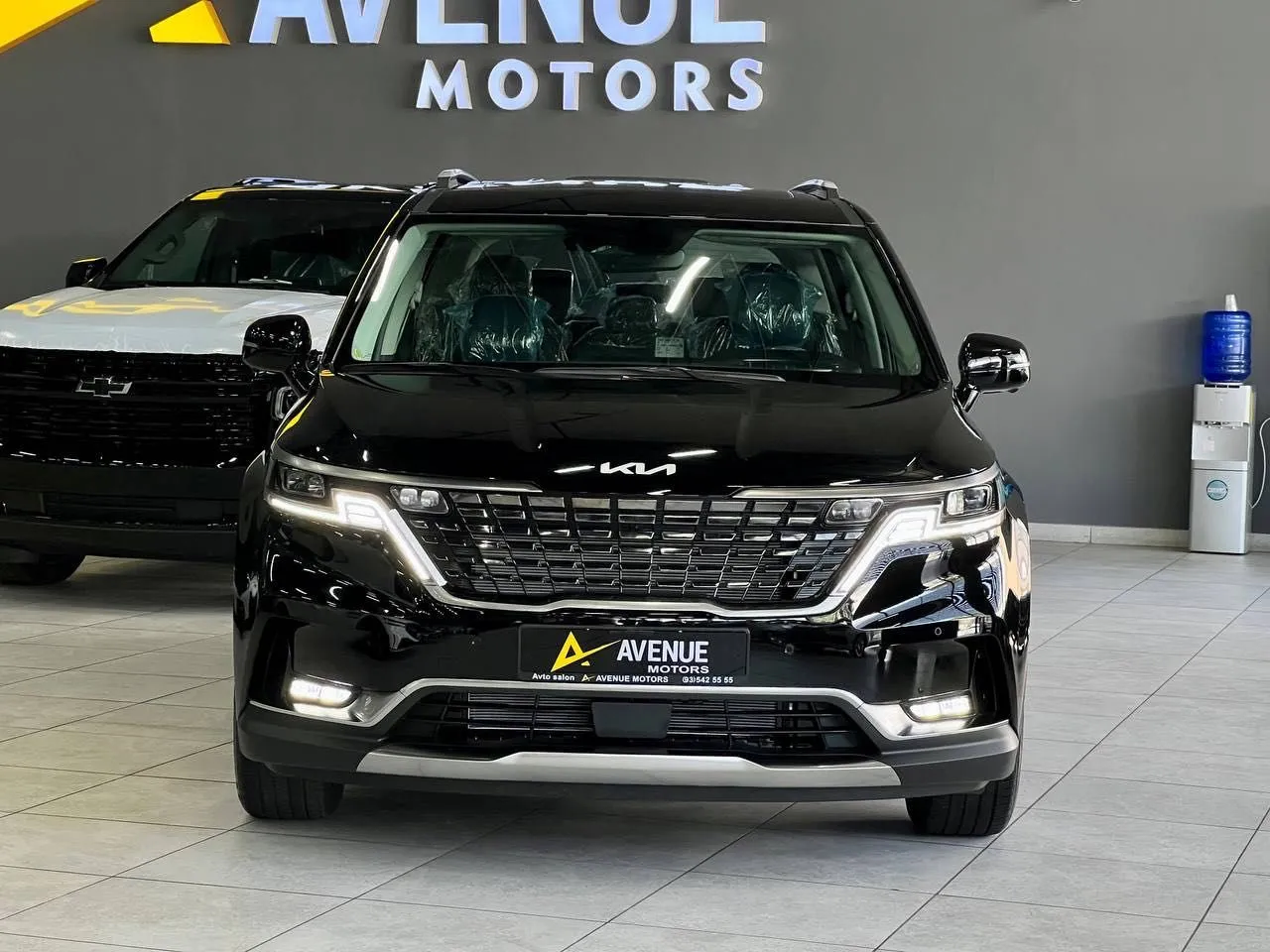 Электромобиль KIA Carnival 2023