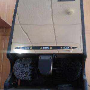 Oyoq kiyimlarini tozalash mashinalari