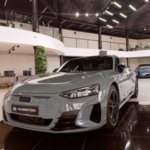 Электромобиль Audi e-tron GT 500km 2022