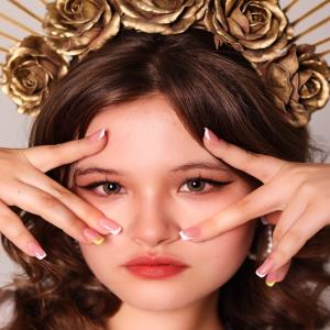  AM BROWN SADDIE BEIGE 0.00 Цветные КАРИЕ контактные линзы, для красоты. 1 Линза