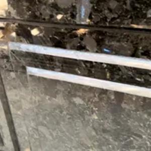 Granit labradorit ko'k ko'zli