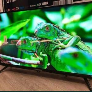 Телевизор Samsung Smart TV