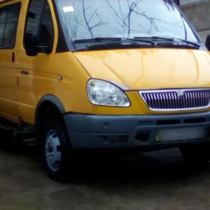 Mikroavtobus GAZ 322132