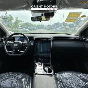 Автомобиль Hyundai Tucson Long 1.5T LUX 2WD 2023