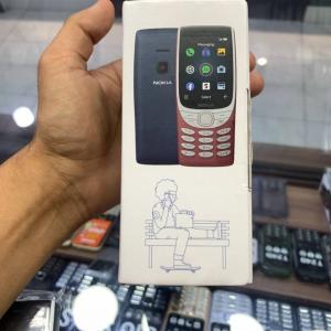 Смартфон Nokia 8210 4G