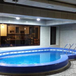 Строительство бассейнов