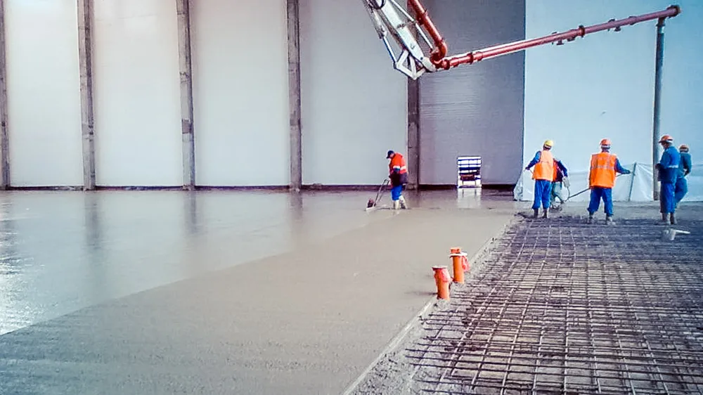 Sanoat taxta, beton pollar, tepalik