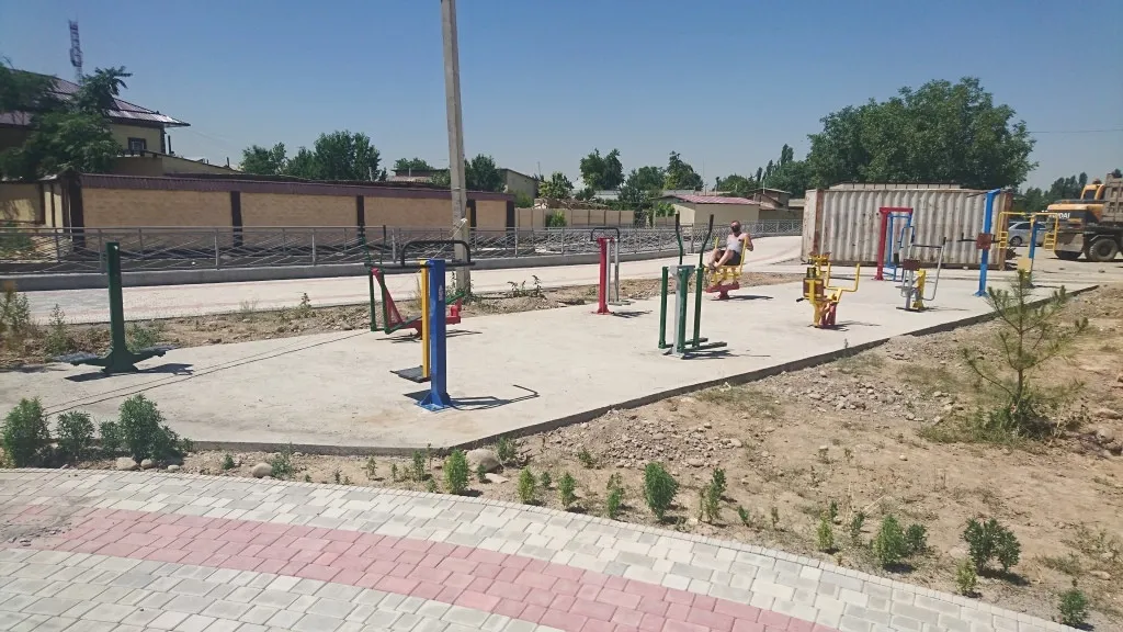 Уличные спортивные тренажёры KiF