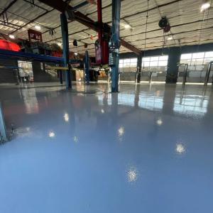 Sanoat polimerlari o'z-o'zidan tekislash, epoksi, poliuretan pollari