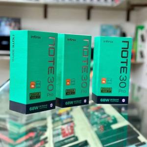 Infinix Note 30 Pro smartfoni