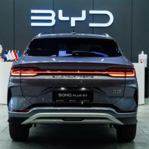 Электромобиль BYD SONG PLUS EV CHAMPION (605km Flagship)