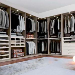 №1 kiyinish xonasi