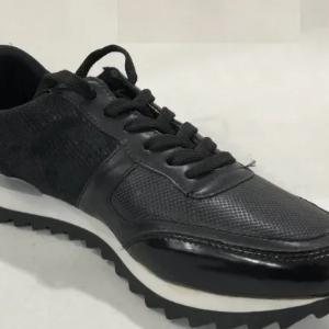 Женские кроссовки T-580