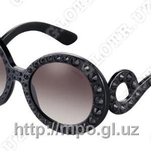 PRADA Quyosh ko'zoynaklari