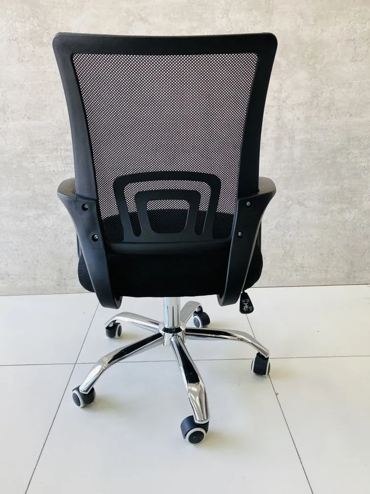 Xodimlar uchun ofis kafedrasi Solo, Solo