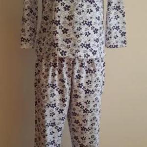 Nachosli ayollar pijamasi