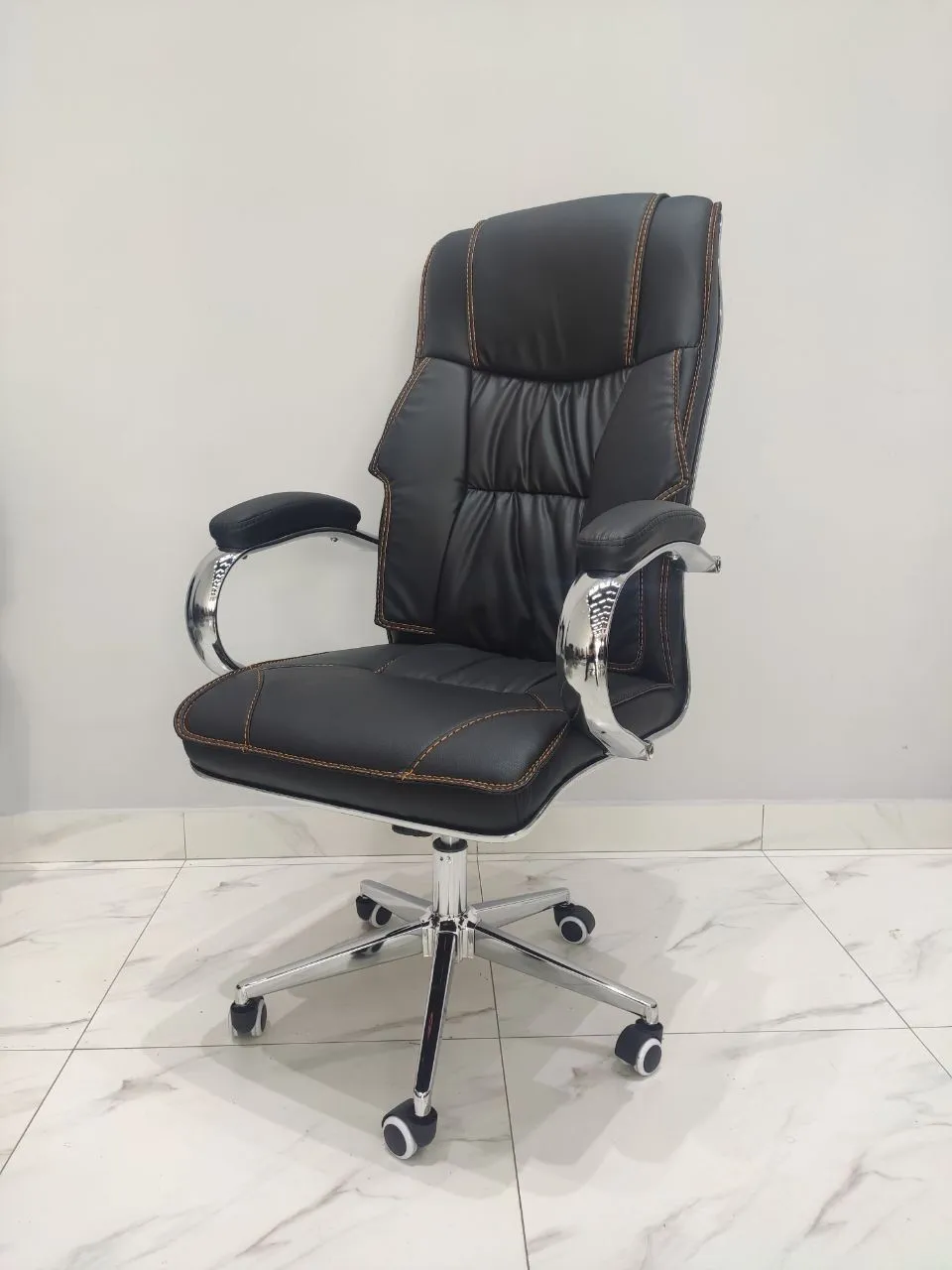 Ofis kafedrasi 004