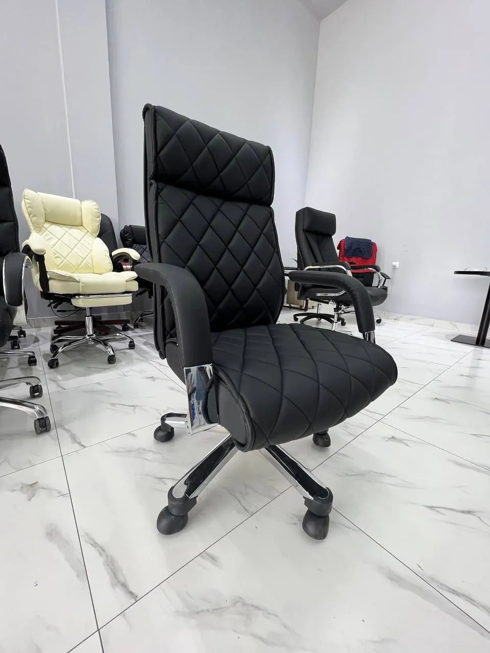 Ofis kafedrasi daymend