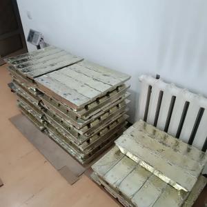 Олово в слитках 99,94%