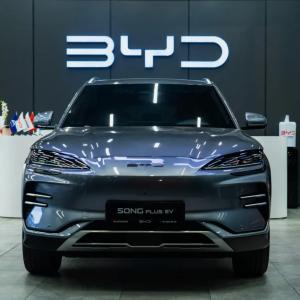 Электромобиль BYD SONG PLUS EV CHAMPION (605km Flagship)