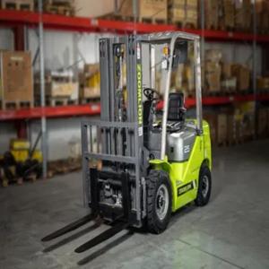 Дизельный погрузчик Zoomlion FD25 4,5м.