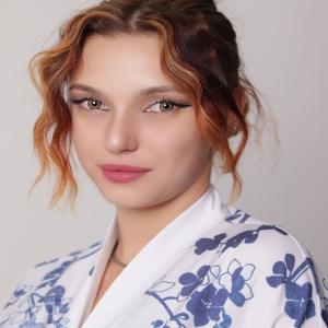 SIGNATURE 0.00  Цветные КАРИЕ контактные линзы, для красоты. 1 Линза
