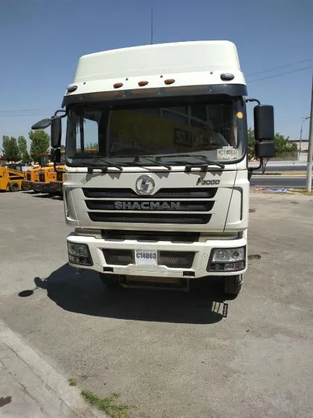 Тягач 380 дизель Shacman